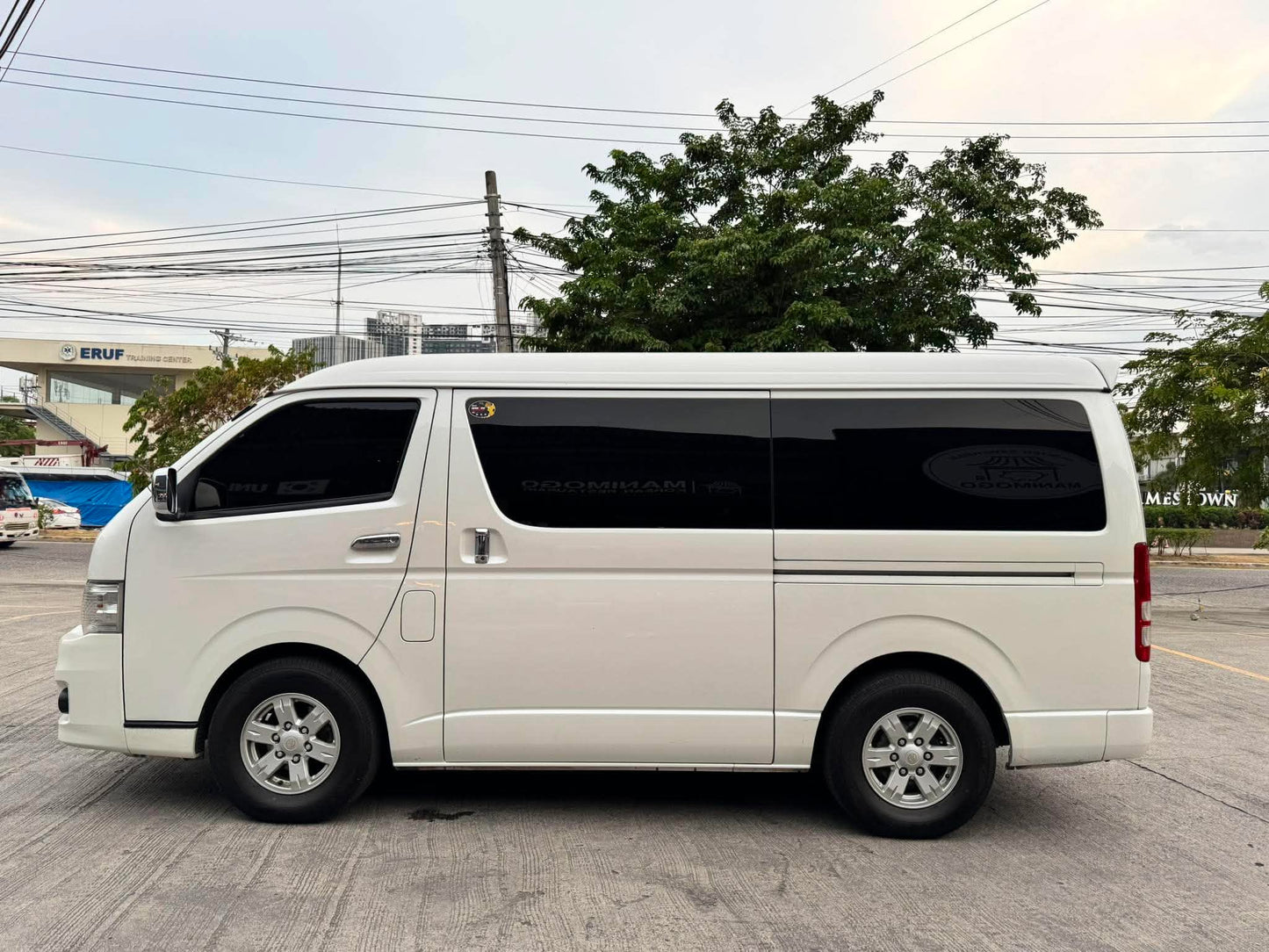 2014 TOYOTA HIACE SUPER GRANDIA 2.8L DSL AUTOMATIC TRANSMISSION (40TKMS ONLY!) TOYOTA