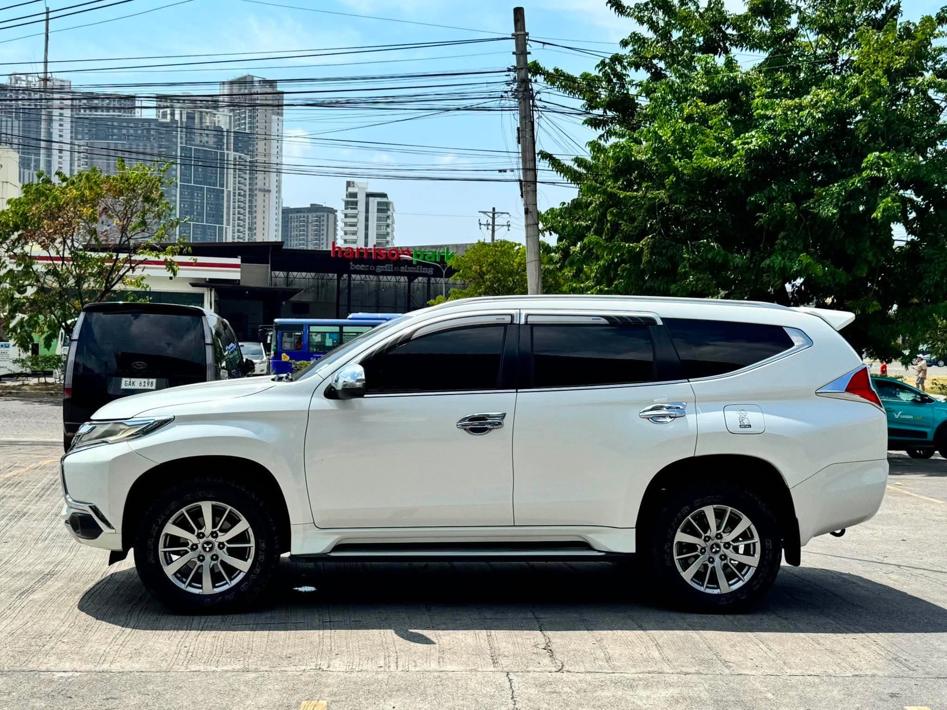 2016 MITSUBISHI MONTERO SPORTS PREMIUM GLS 2.4L DSL AUTOMATIC TRANSMISSION Gold Aces Car Display Center