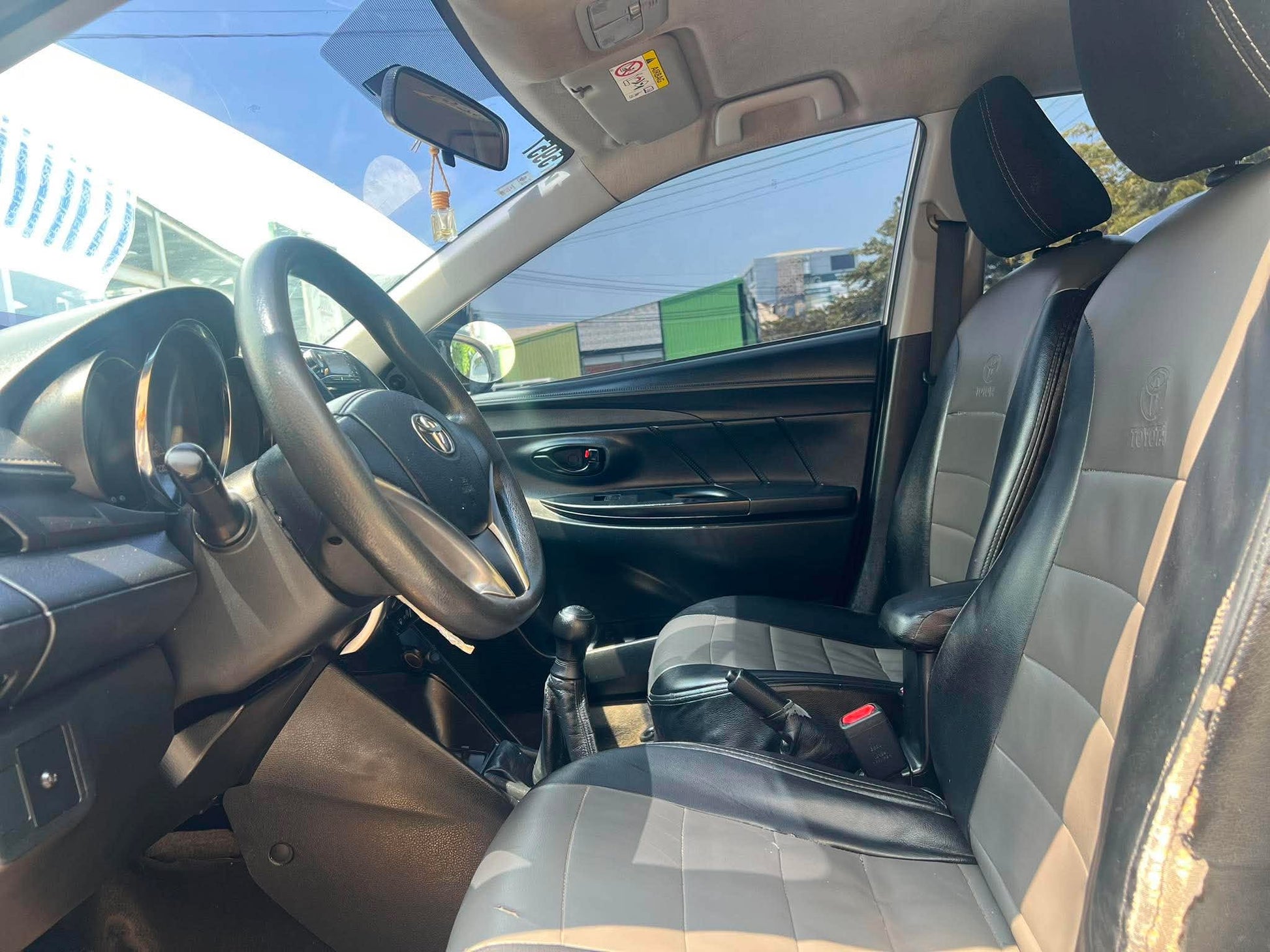 2015 TOYOTA VIOS 1.3L J MANUAL TRANSMISSION Gold Aces Car Display Center