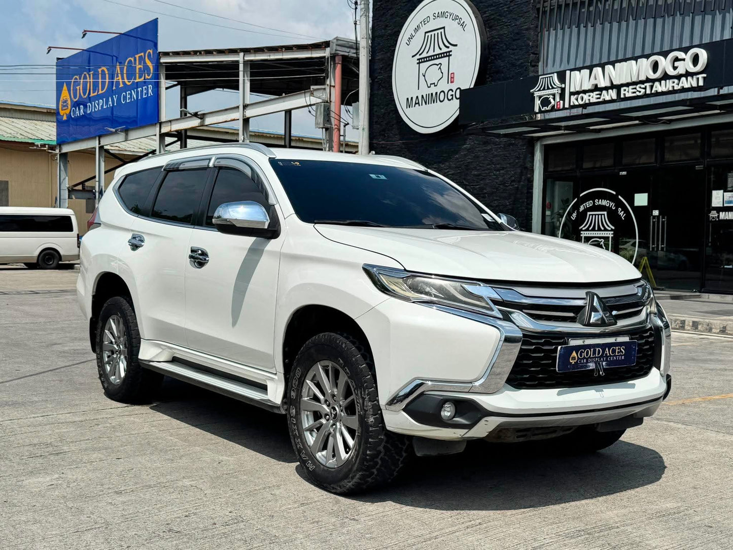 2016 MITSUBISHI MONTERO SPORTS PREMIUM GLS 2.4L DSL AUTOMATIC TRANSMISSION Gold Aces Car Display Center