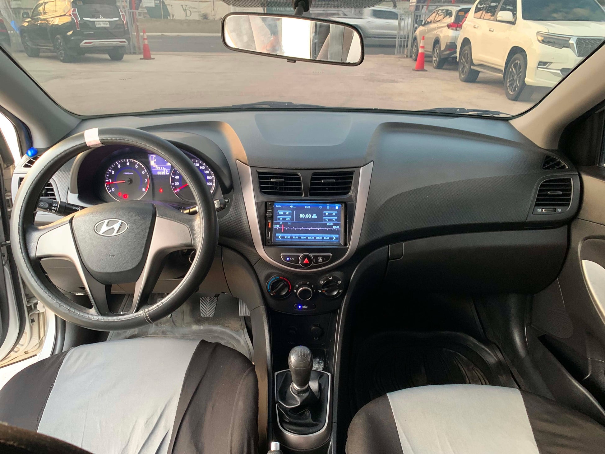 2016 HYUNDAI ACCENT 1.4L GL MANUAL TRANSMISSION (61TKMS ONLY!) Gold Aces Car Display Center