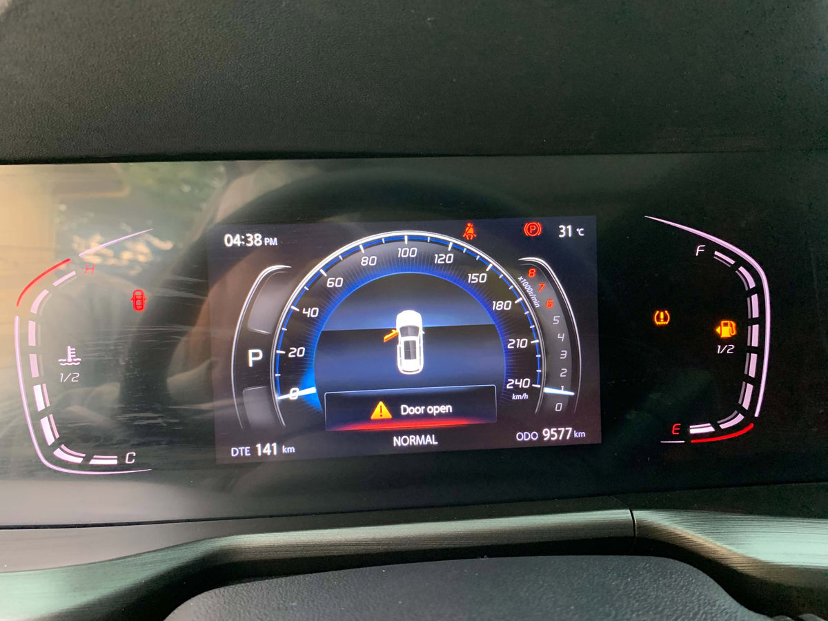 2022 CHANGAN CS75 PLUS 1.5L AUTOMATIC TRANSMISSION Gold Aces Car Display Center