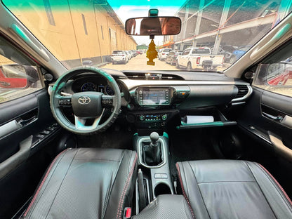 2017 TOYOTA HILUX 2.4L G 4X2 MANUAL TRANSMISSION Gold Aces Car Display Center