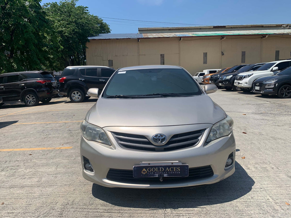 2011 TOYOTA ALTIS 1.6L G MANUAL TRANSMISSION Gold Aces Car Display Center