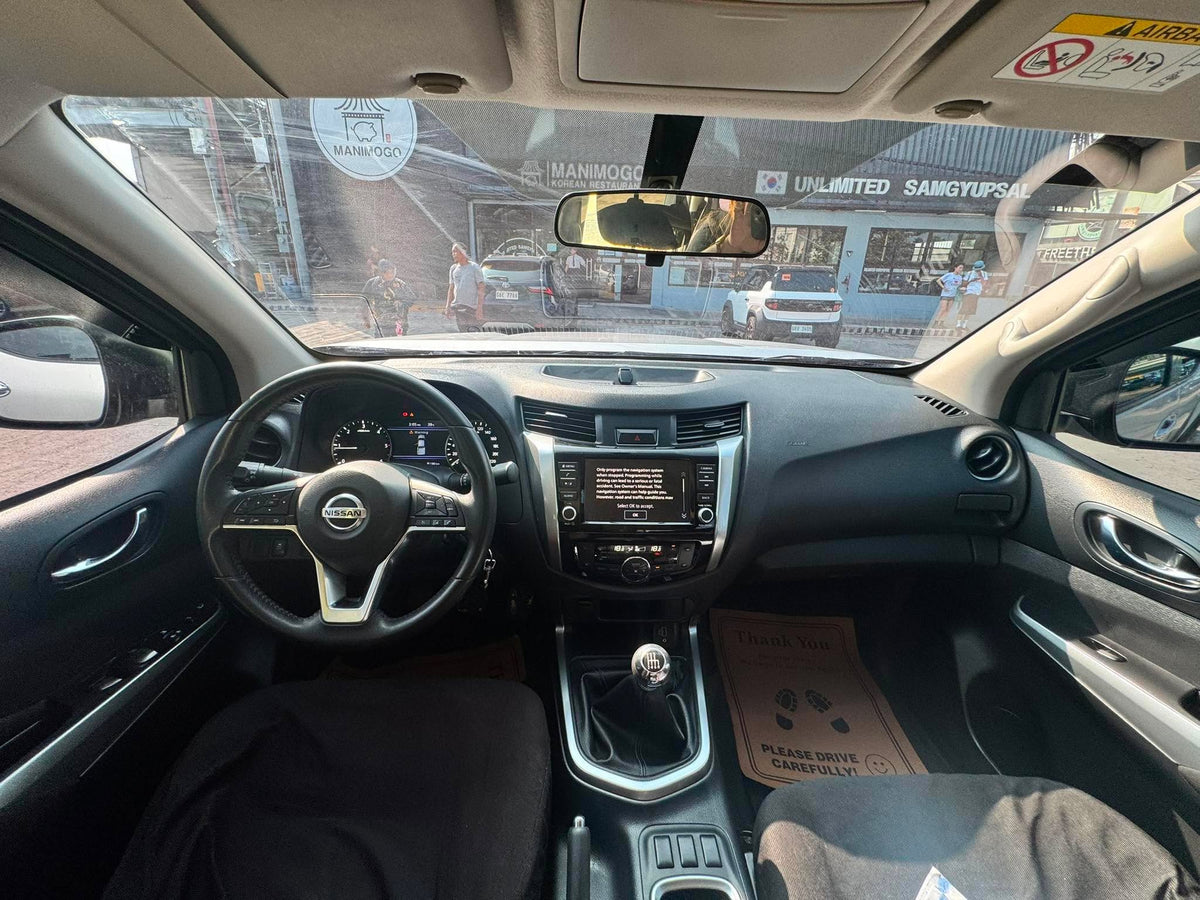 2023 NISSAN NAVARA 2.5L VE 4X2 MANUAL TRANSMISSION Gold Aces Car Display Center