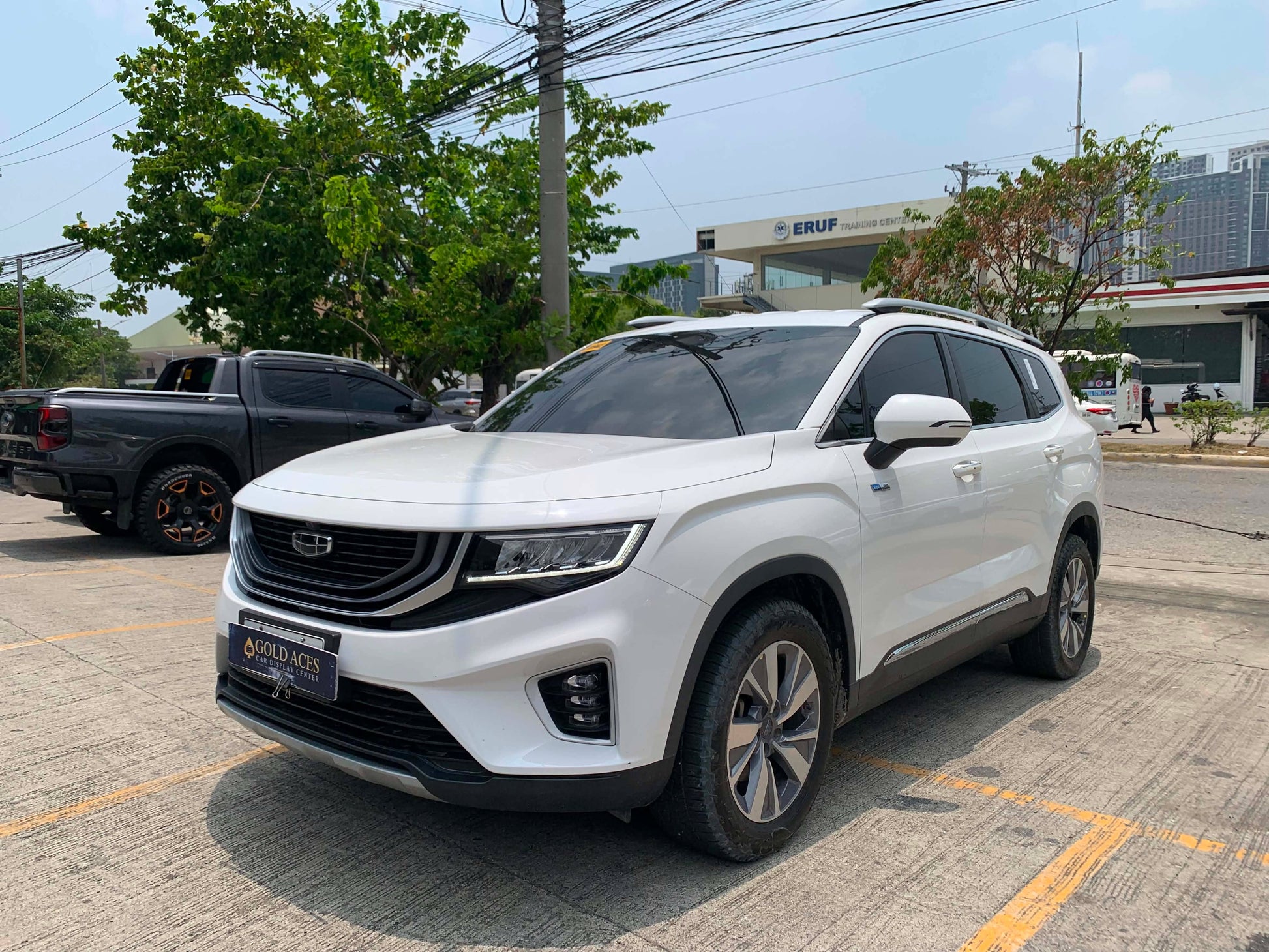 2023 GEELY OKAVANGO URBAN 1.5L AUTOMATIC TRANSMISSION Gold Aces Car Display Center