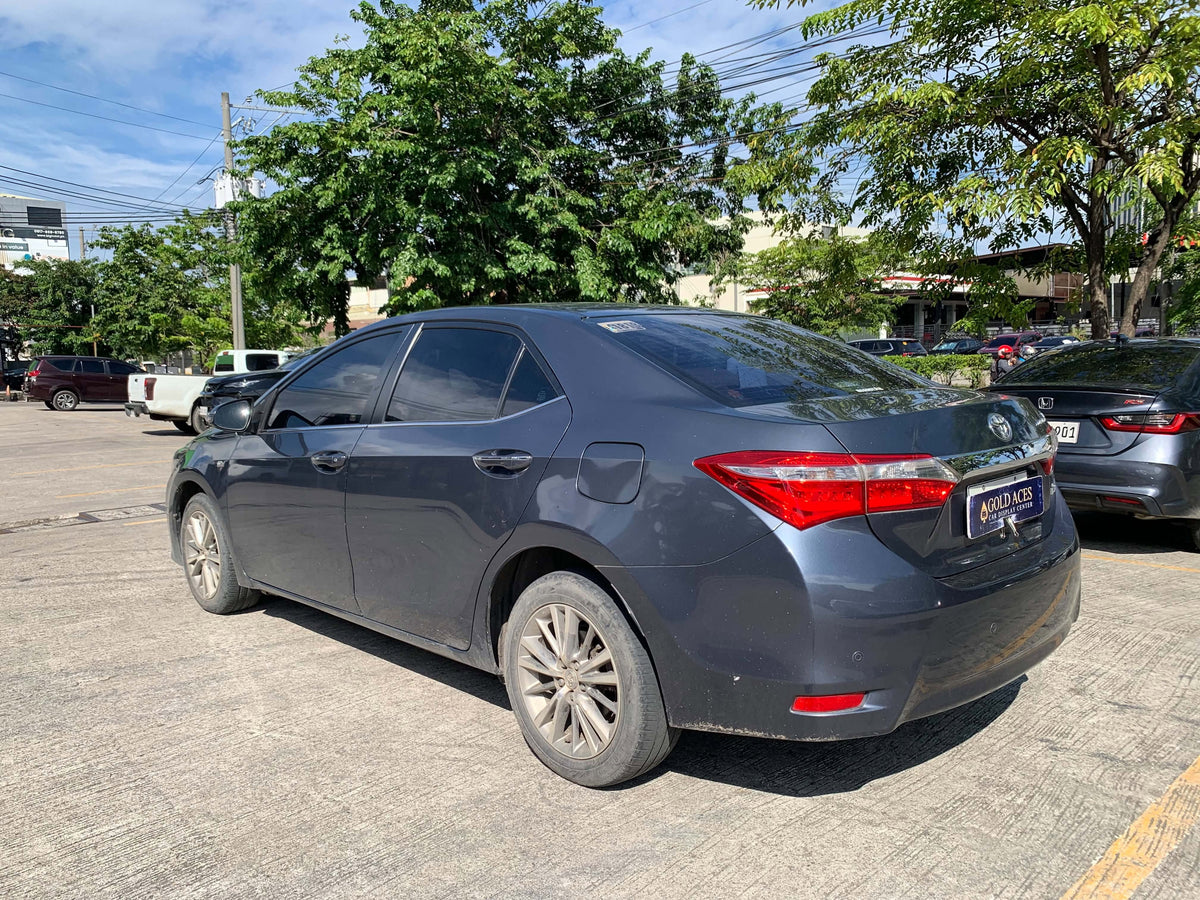 2014 TOYOTA ALTIS V 1.6L AUTOMATIC TRANSMISSION Gold Aces Car Display Center