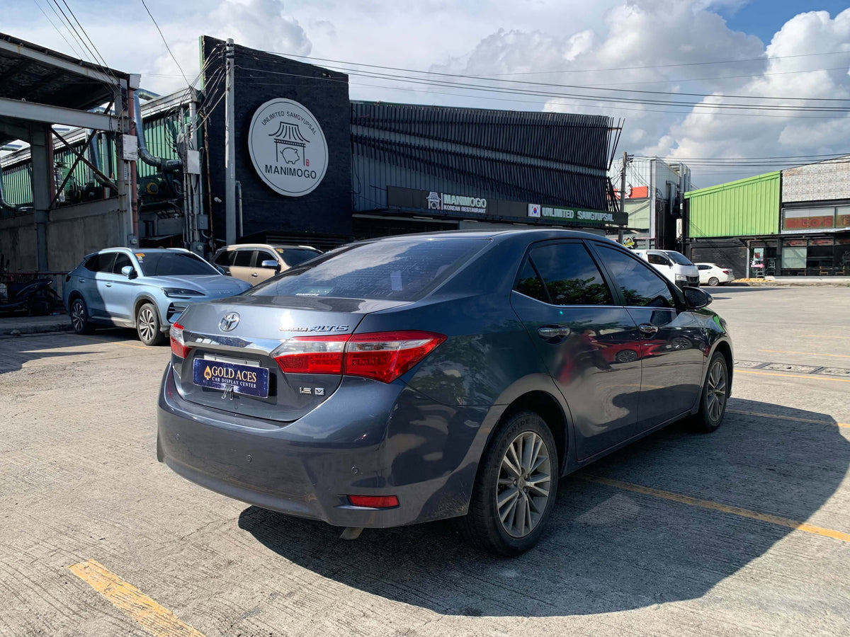 2014 TOYOTA ALTIS V 1.6L AUTOMATIC TRANSMISSION Gold Aces Car Display Center