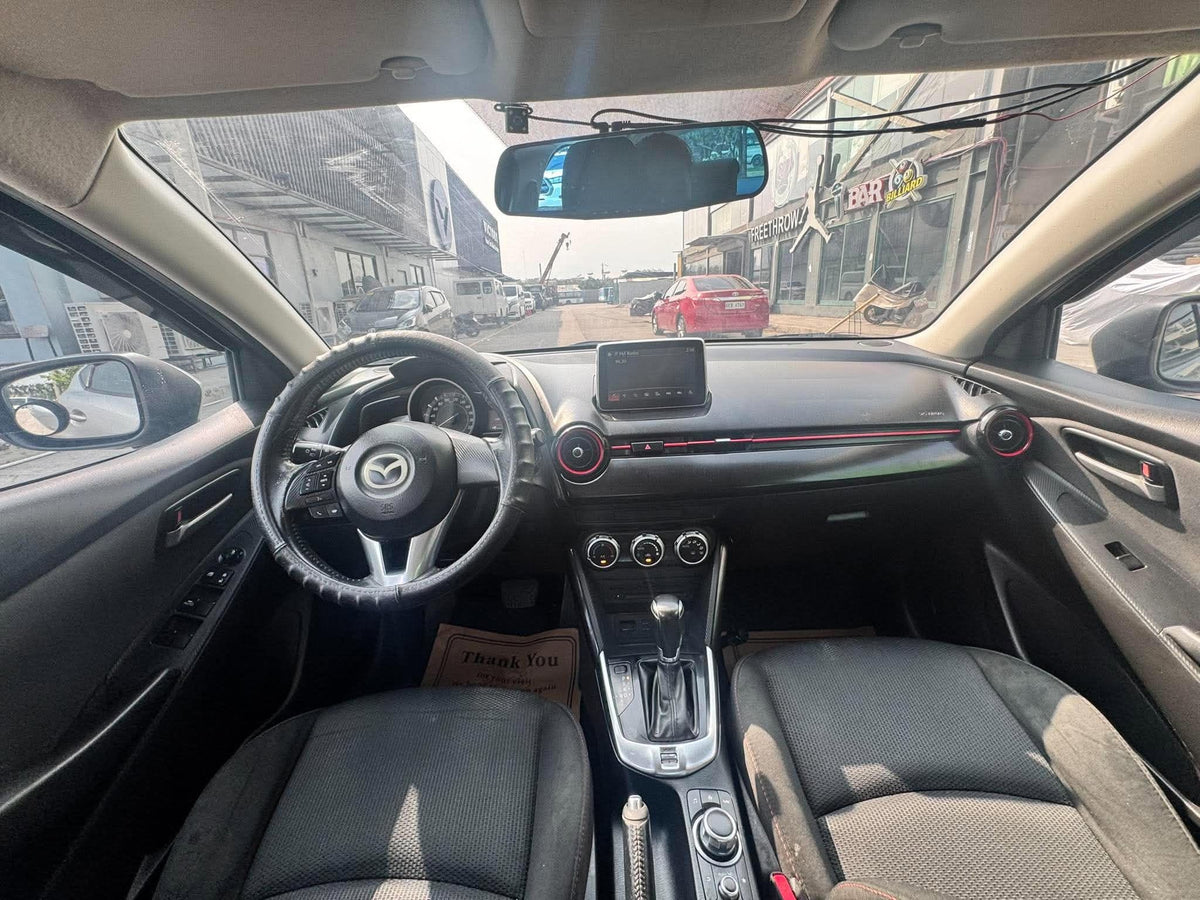 2017 MAZDA 2 1.5L SEDAN AUTOMATIC TRANSMISSION Gold Aces Car Display Center