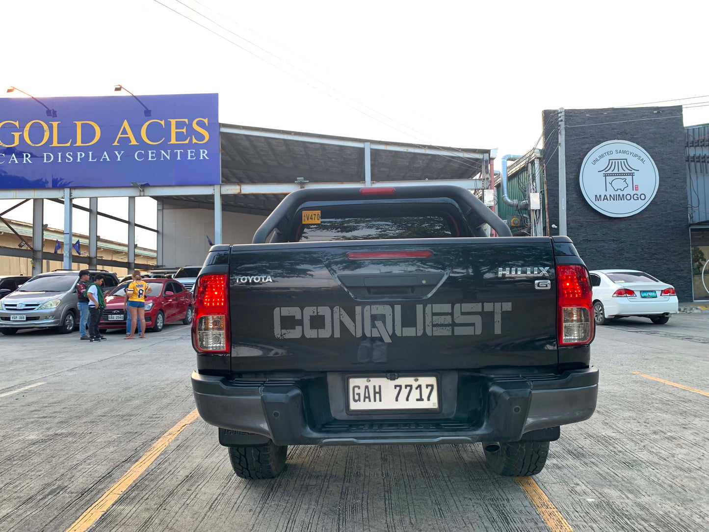 2018 TOYOTA HILUX CONQUEST G 2.4L 4X2 AUTOMATIC TRANSMISSION Gold Aces Car Display Center