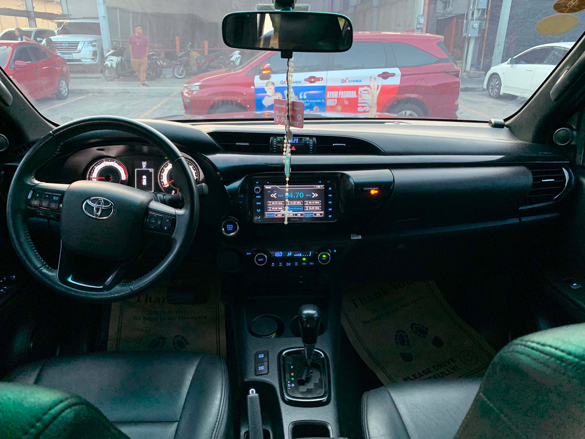 2018 TOYOTA HILUX CONQUEST G 2.4L 4X2 AUTOMATIC TRANSMISSION Gold Aces Car Display Center