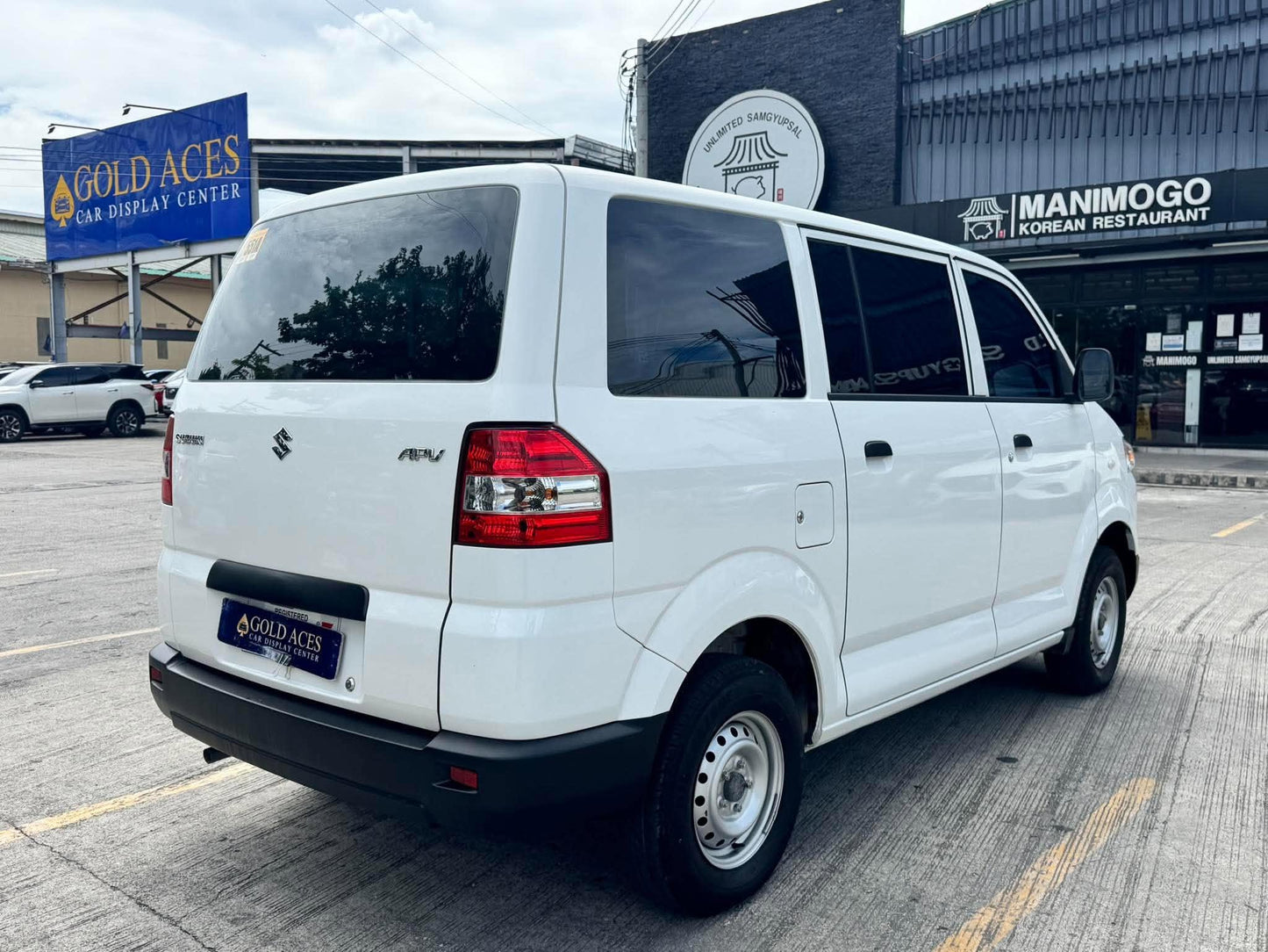 2025 SUZUKI APV 1.6L GA MANUAL TRANSMISSION (1TKMS ONLY!) Gold Aces Car Display Center