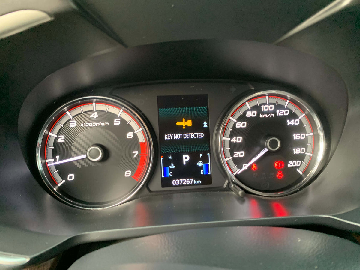 2020 MITSUBISHI XPANDER CROSS 1.5L AUTOMATIC TRANSMISSION (38TKMS ONLY!) Gold Aces Car Display Center