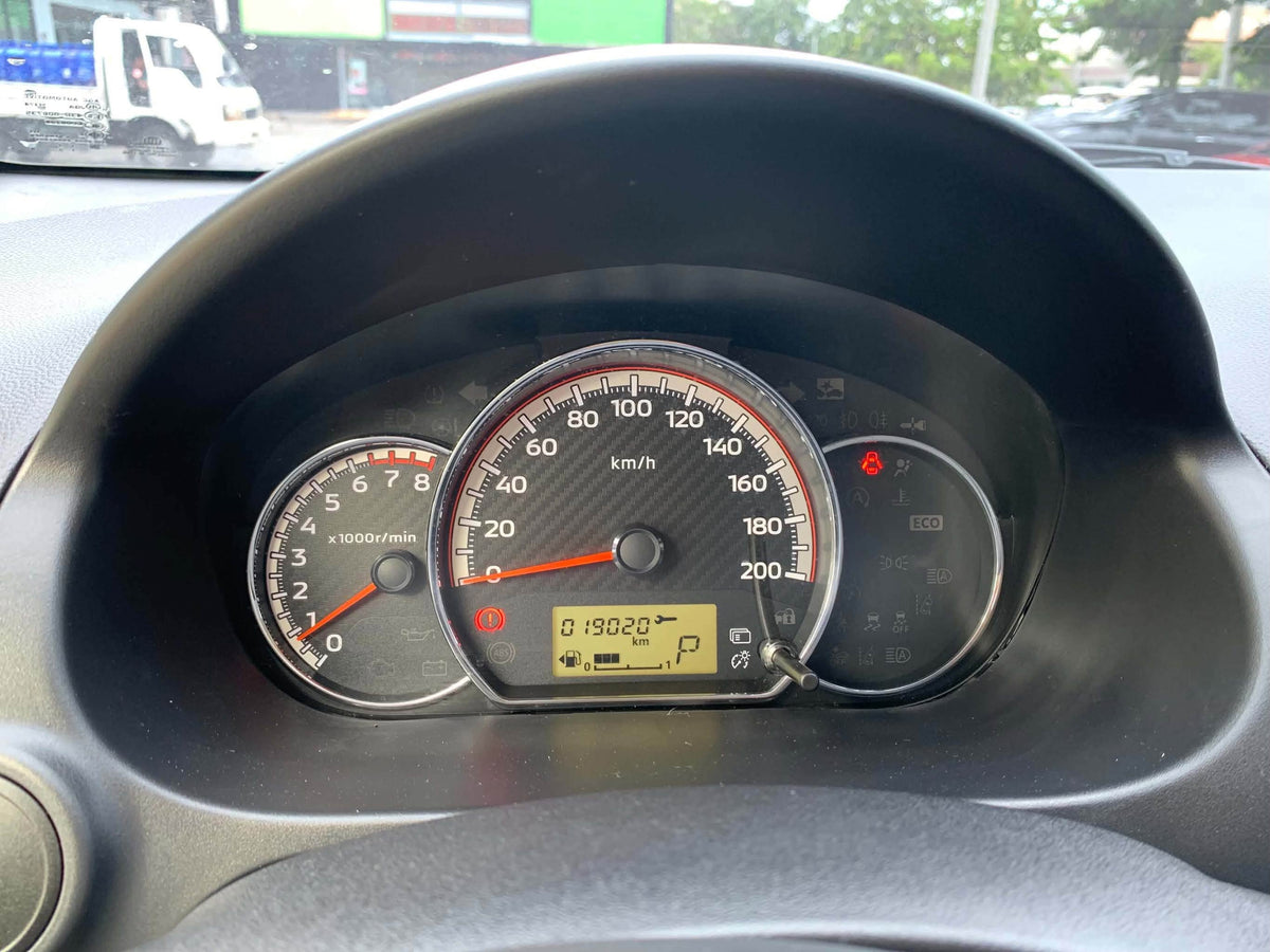 2024 MITSUBISHI MIRAGE G4 GLX 1.2L AUTOMATIC TRANSMISSION (19TKMS ONLY!) Gold Aces Car Display Center