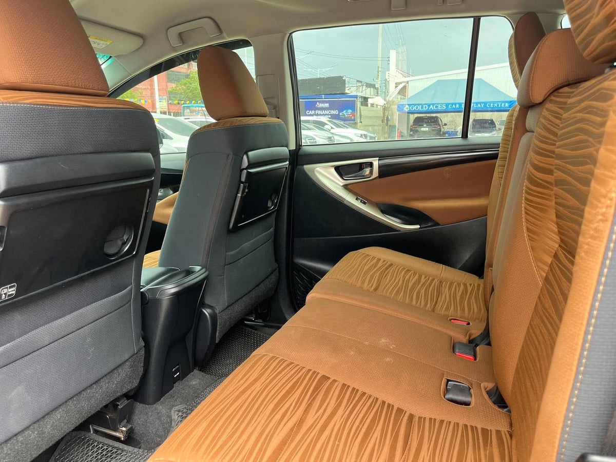 &nbsp;2017 TOYOTA INNOVA 2.8L G DSL AUTOMATIC TRANSMISSION (59TKMS ONLY!) Gold Aces Car Display Center