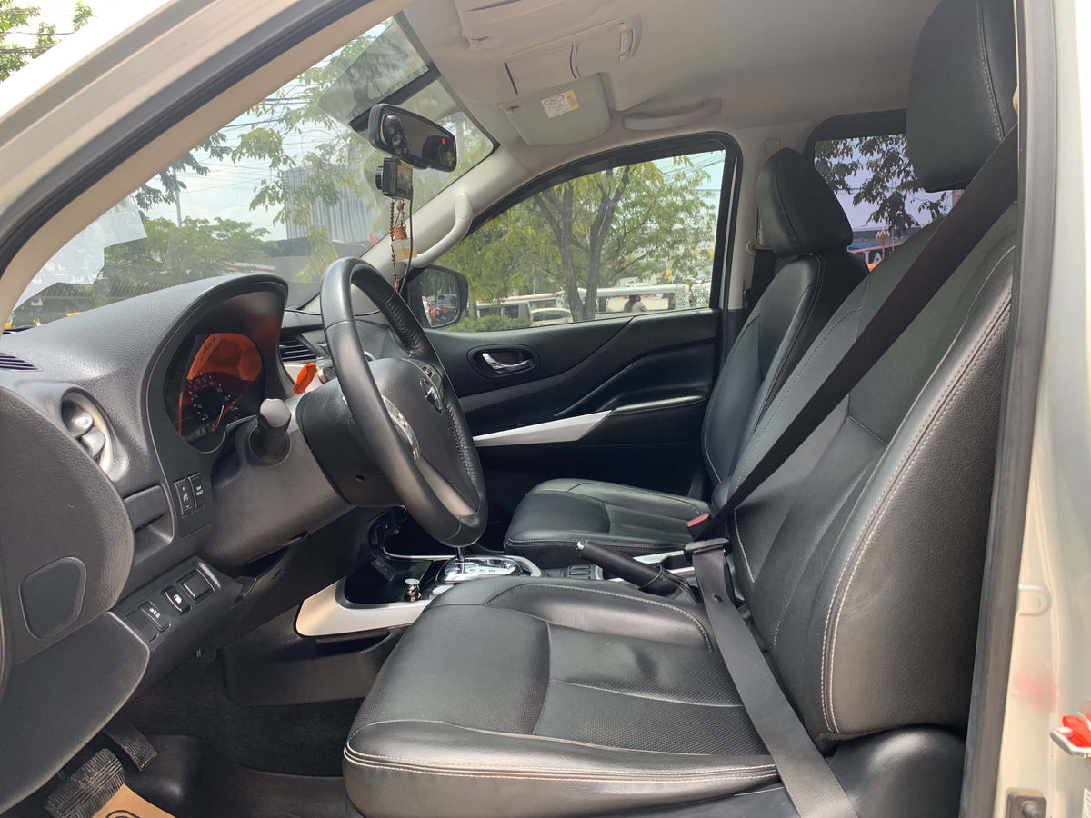 2019 NISSAN NAVARA VL 2.5L 4X4 AUTOMATIC TRANSMISSION Gold Aces Car Display Center