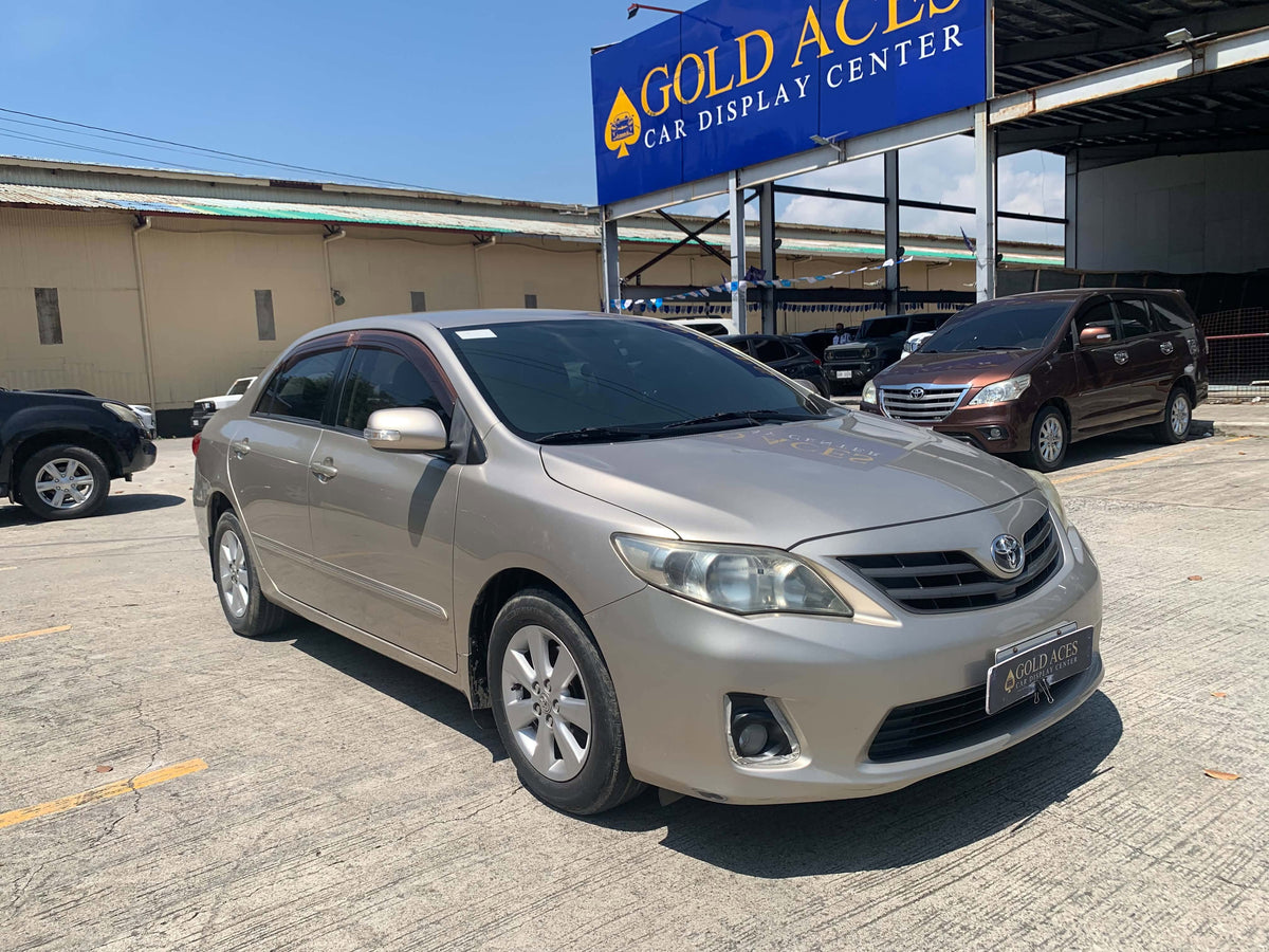 2011 TOYOTA ALTIS 1.6L G MANUAL TRANSMISSION Gold Aces Car Display Center