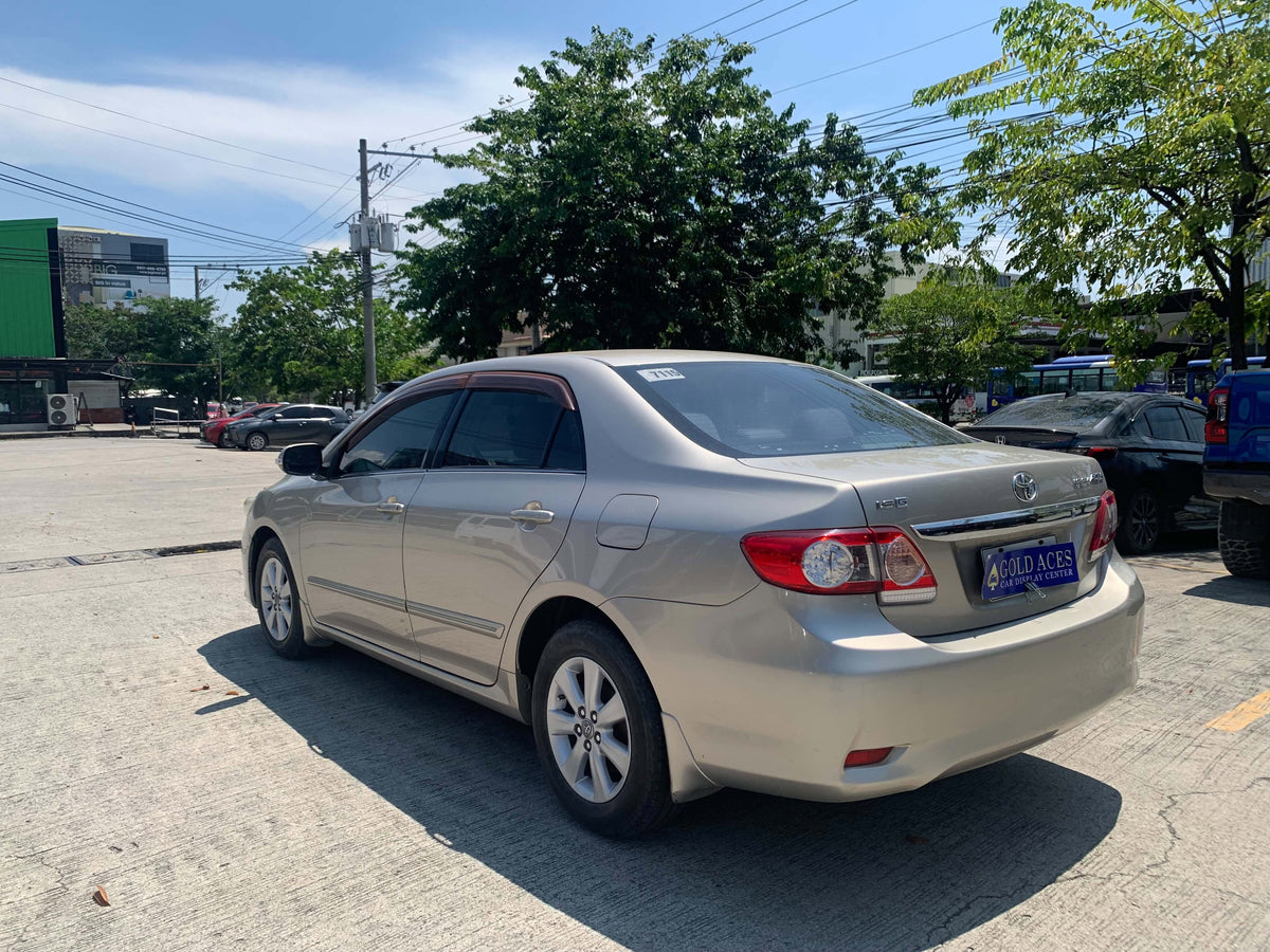 2011 TOYOTA ALTIS 1.6L G MANUAL TRANSMISSION Gold Aces Car Display Center