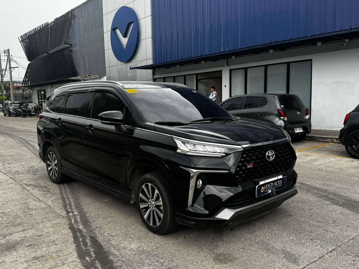 2025 TOYOTA VELOZ E 1.5L CVT AUTOMATIC TRANSMISSION (5TKMS ONLY!) Gold Aces Car Display Center