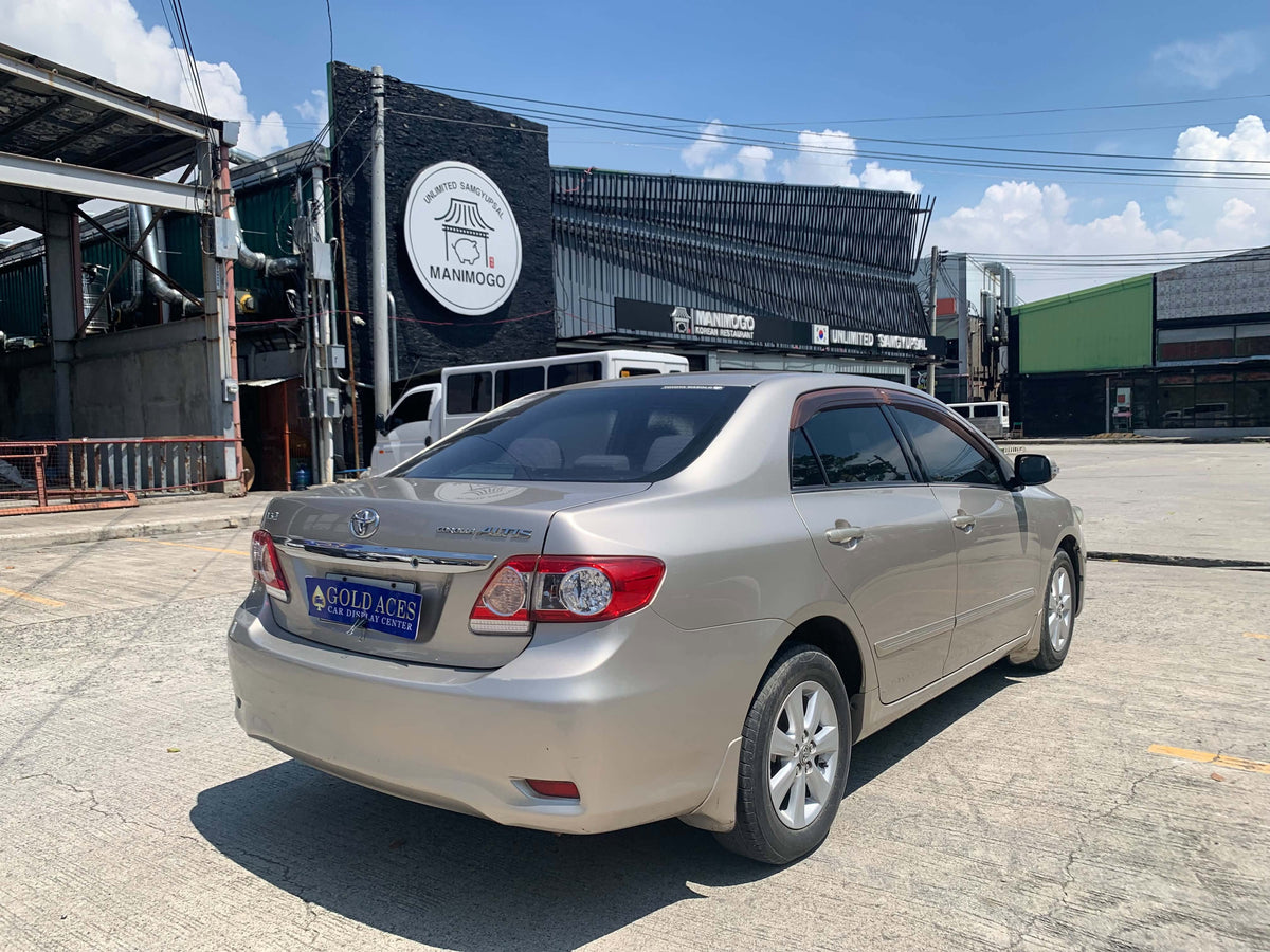 2011 TOYOTA ALTIS 1.6L G MANUAL TRANSMISSION Gold Aces Car Display Center