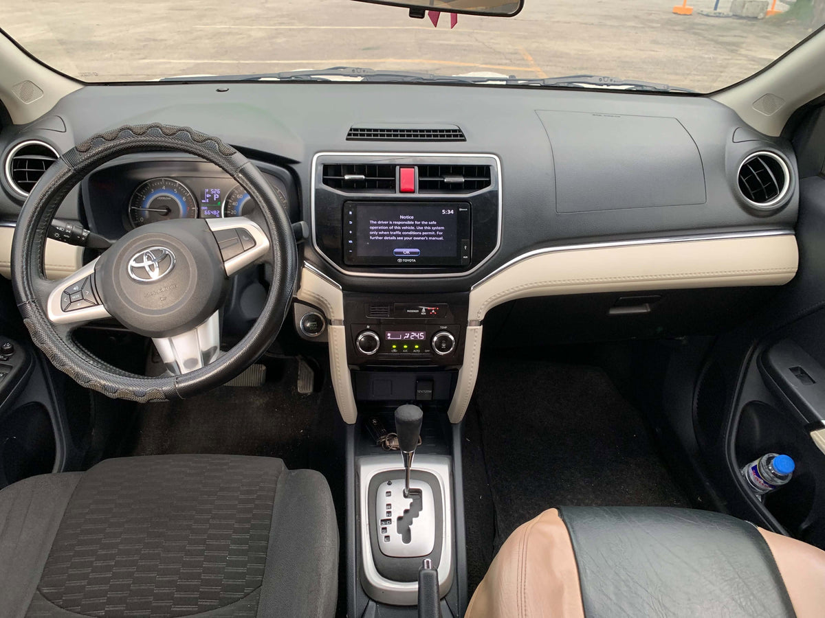 2019 TOYOTA RUSH 1.5L G AUTOMATIC TRANSMISSION Gold Aces Car Display Center