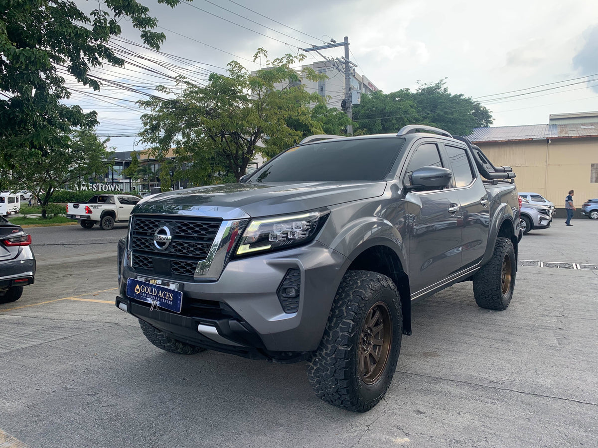 2022 NISSAN NAVARA VL 2.5L 4X4 AUTOMATIC TRANSMISSION Gold Aces Car Display Center