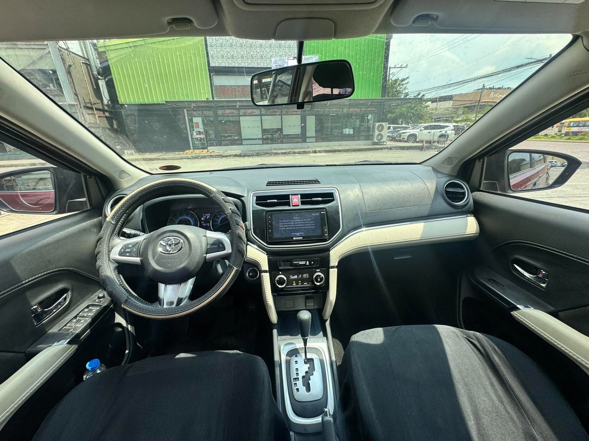 2020 TOYOTA RUSH 1.5L G AUTOMATIC TRANSMISSION Gold Aces Car Display Center