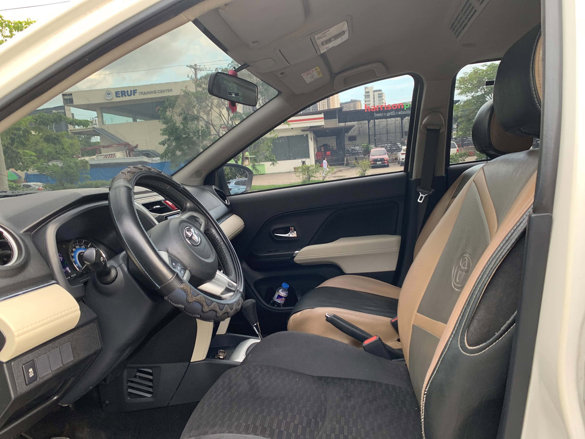 2019 TOYOTA RUSH 1.5L G AUTOMATIC TRANSMISSION Gold Aces Car Display Center