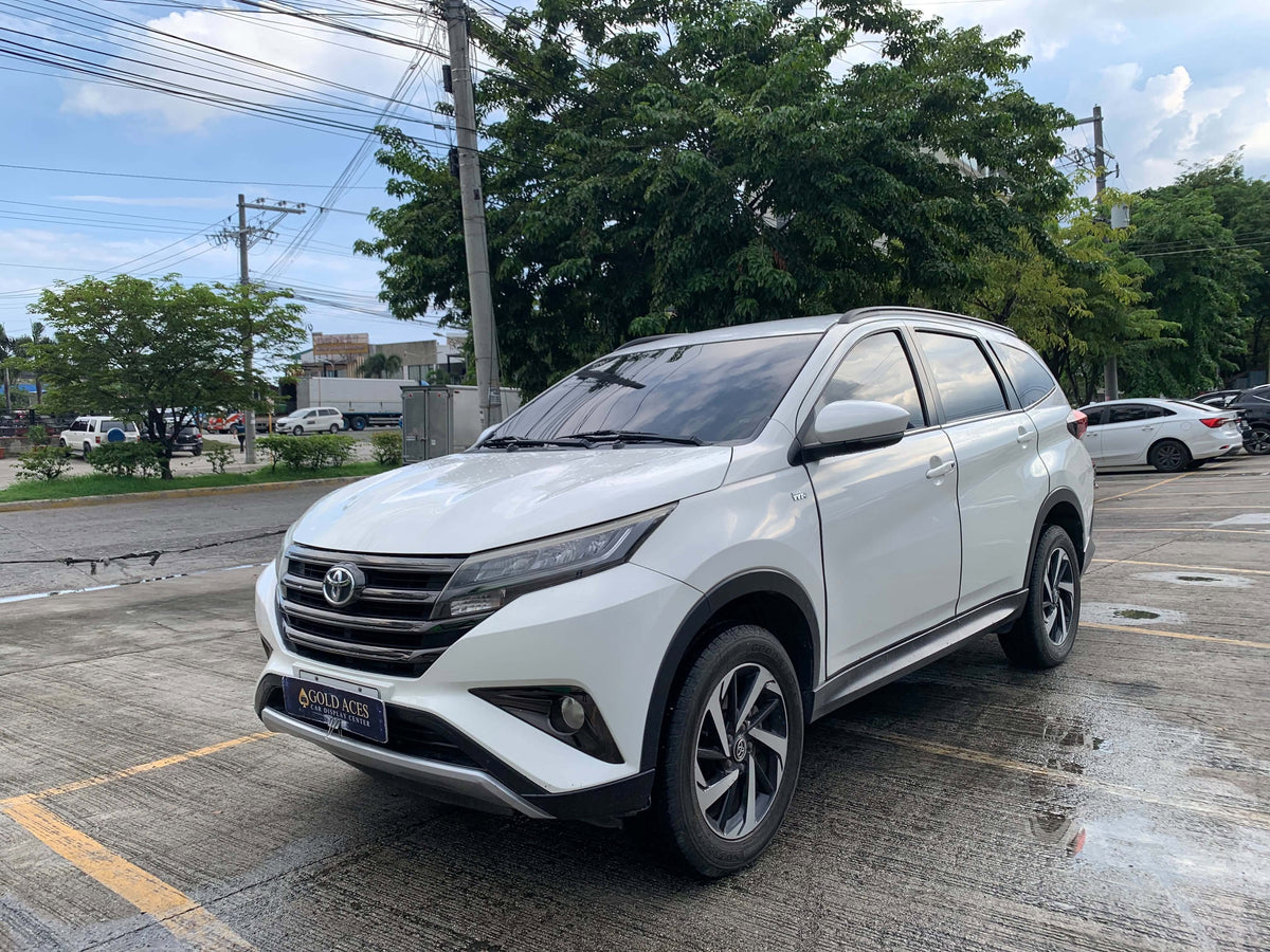 2019 TOYOTA RUSH 1.5L G AUTOMATIC TRANSMISSION Gold Aces Car Display Center