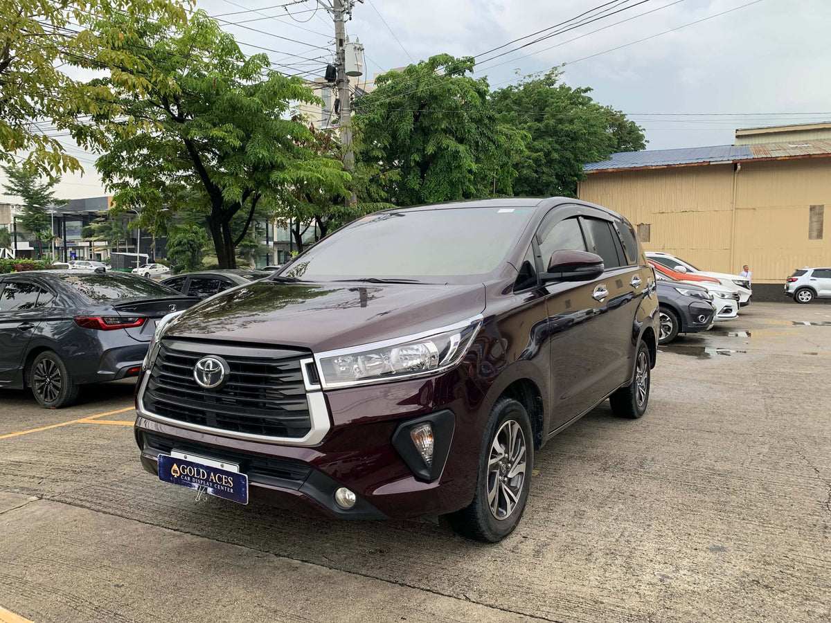 2022 TOYOTA INNOVA 2.8L E DIESEL MANUAL TRANSMISSION Gold Aces Car Display Center