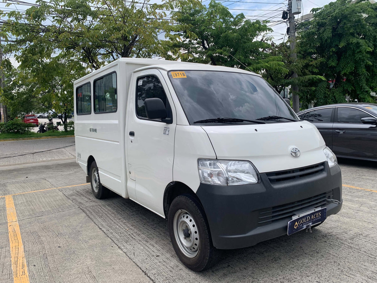 2026 TOYOTA LITEACE FX 1.5L MANUAL TRANSMISSION Gold Aces Car Display Center