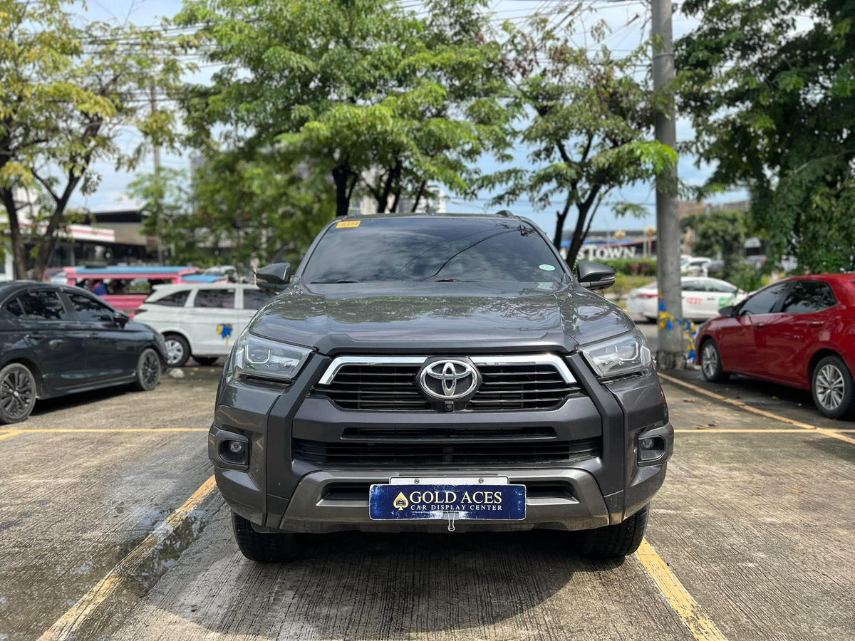 2022 TOYOTA HILUX CONQUEST V 2.4L AUTOMATIC TRANSMISSION (35TKMS ONLY!) Gold Aces Car Display Center