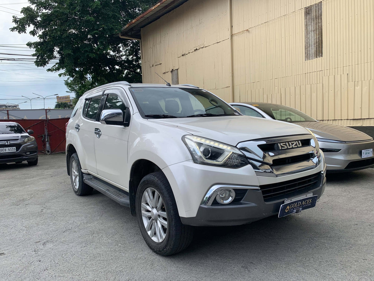 2018 ISUZU MUX LS 3.0L AUTOMATIC TRANSMISSION Gold Aces Car Display Center