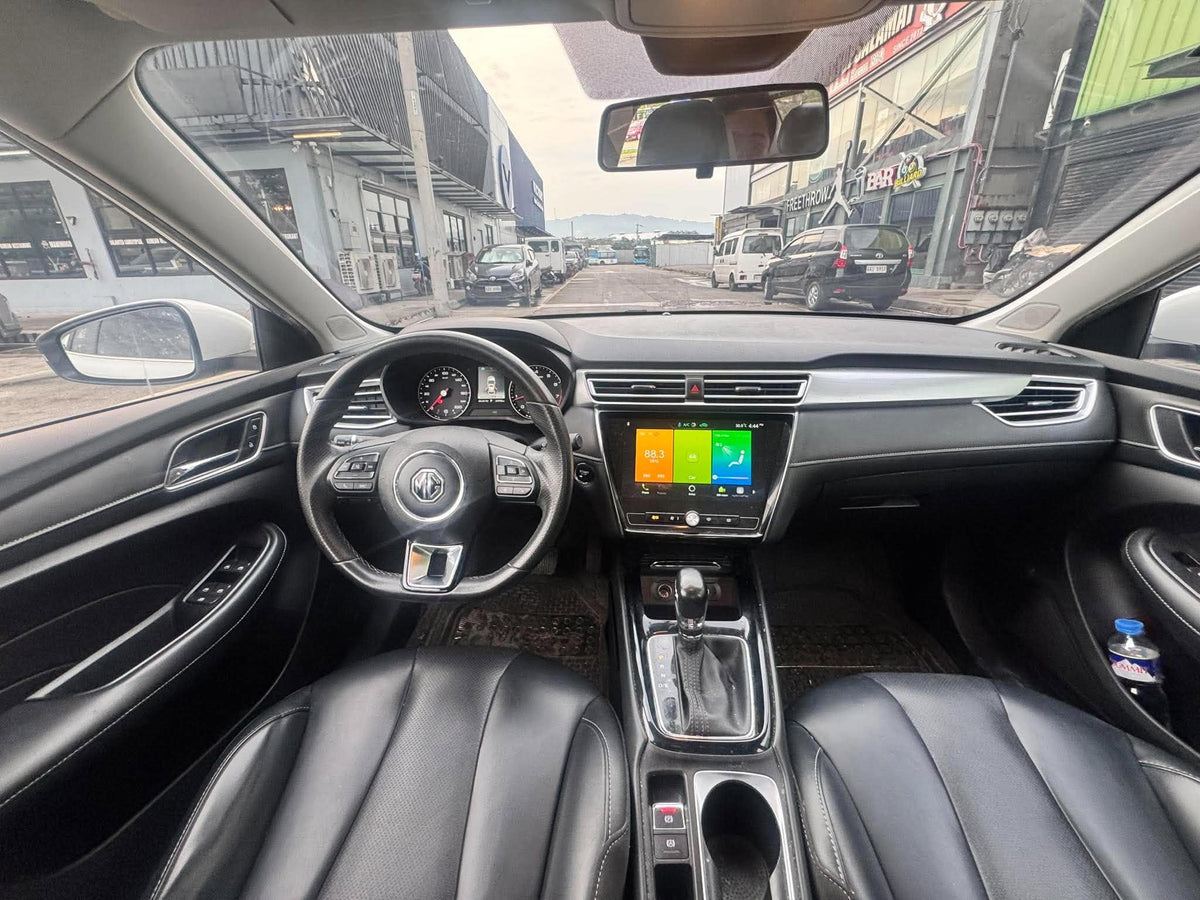 2020 MG 5 STYLE 1.5L AUTOMATIC TRANSMISSION Gold Aces Car Display Center