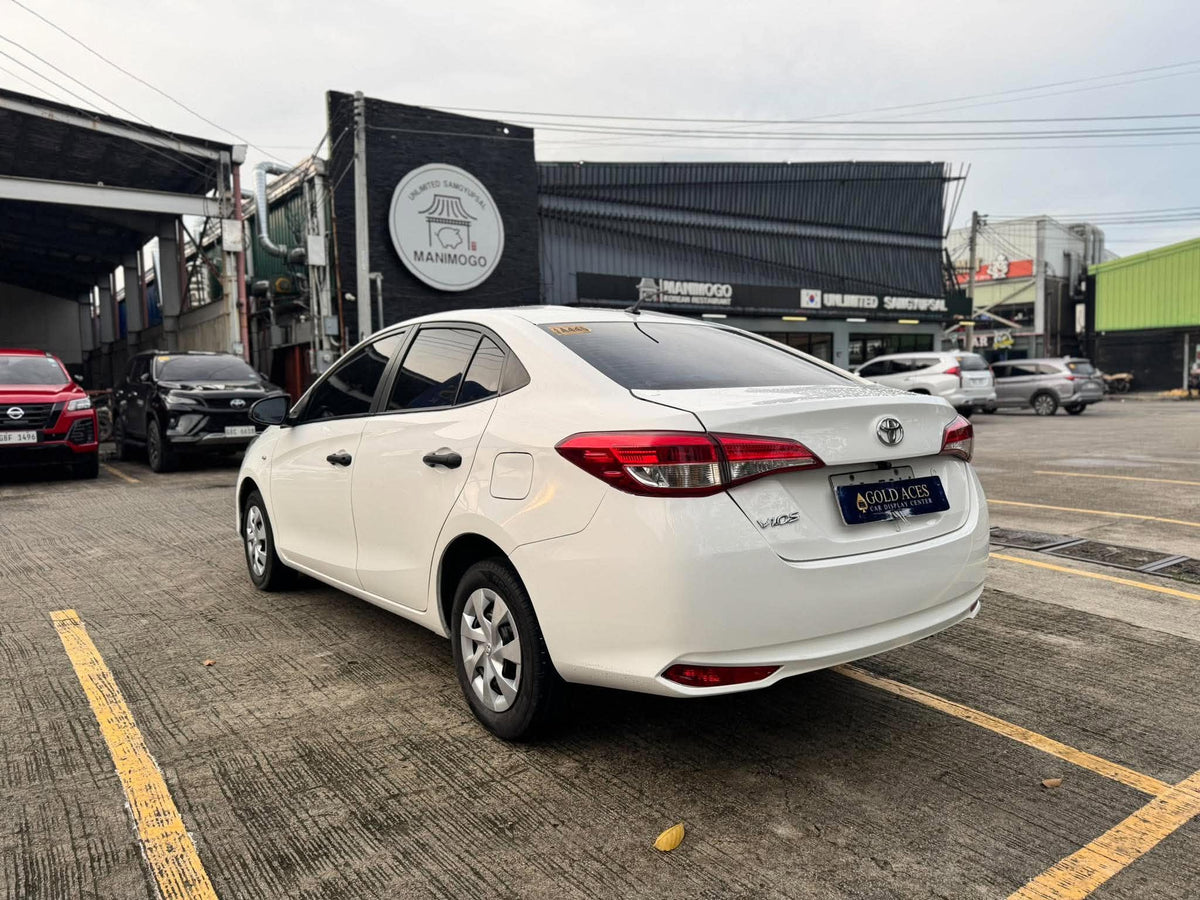 2018 TOYOTA VIOS 1.3L J MANUAL TRANSMISSION Gold Aces Car Display Center