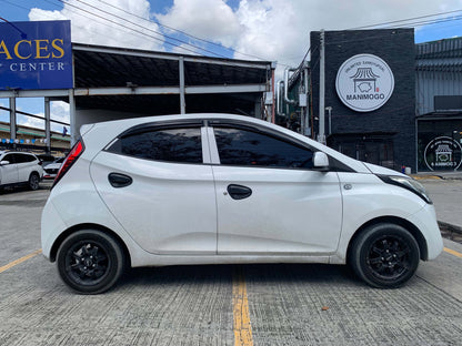 2016 HYUNDAI EON 0.8L MANUAL TRANSMISSION Gold Aces Car Display Center
