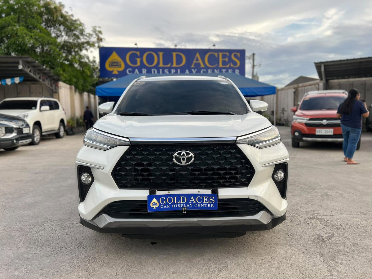 2022 TOYOTA VELOZ 1.5L G AUTOMATIC TRANSMISSION (24TKMS ONLY!) Gold Aces Car Display Center