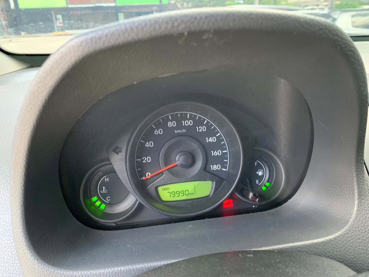2016 HYUNDAI EON 0.8L MANUAL TRANSMISSION Gold Aces Car Display Center