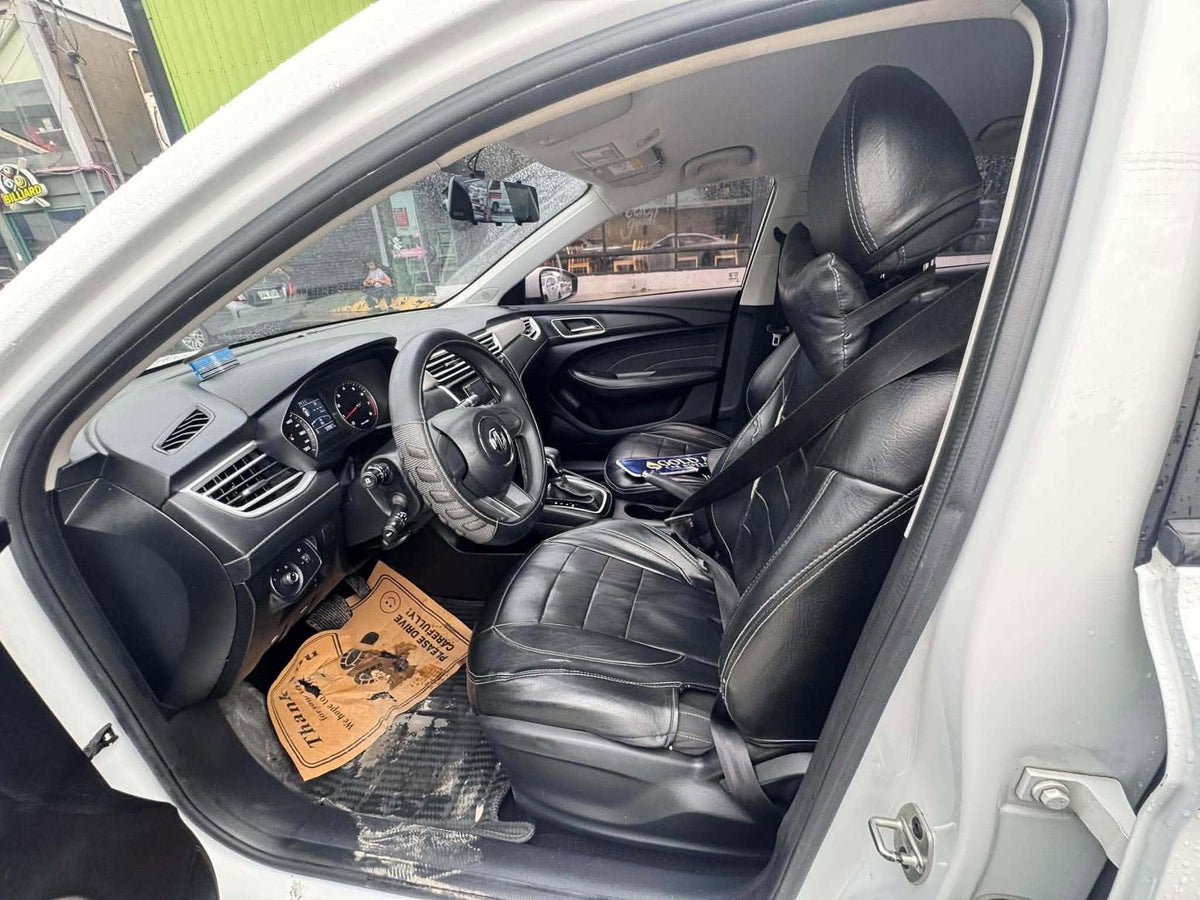 2020 MG 5 CORE 1.5L AUTOMATIC TRANSMISSION Gold Aces Car Display Center