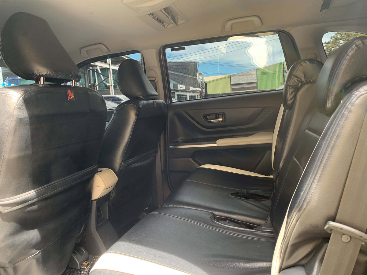 2023 TOYOTA VELOZ 1.5L V AUTOMATIC TRANSMISSION Gold Aces Car Display Center