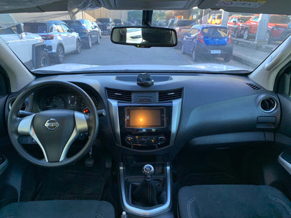2020 NISSAN NAVARA 2.5L EL 4X2 MANUAL TRANSMISSION Gold Aces Car Display Center