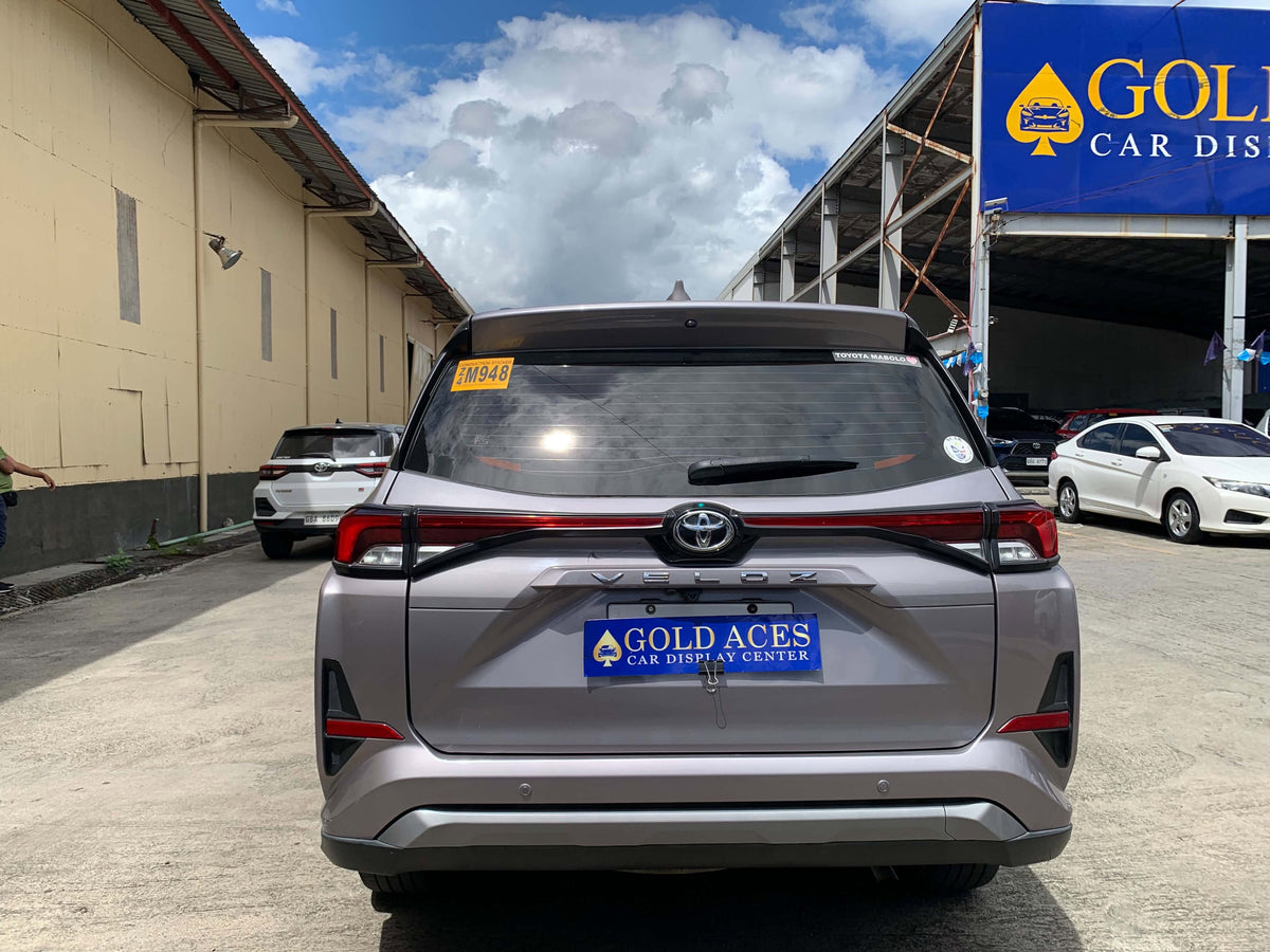 2023 TOYOTA VELOZ 1.5L V AUTOMATIC TRANSMISSION Gold Aces Car Display Center